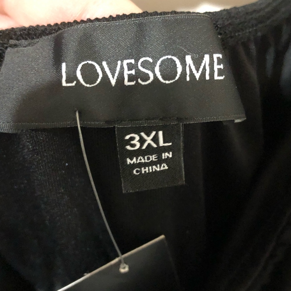 Lovesome Jumpsuit 3x - Picture 4 of 5